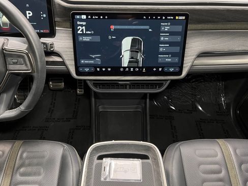Used 2022 Rivian R1T Adventure image 22