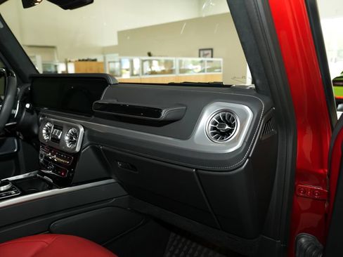 Certified 2024 Mercedes-Benz G 63 AMG 4MATIC image 63