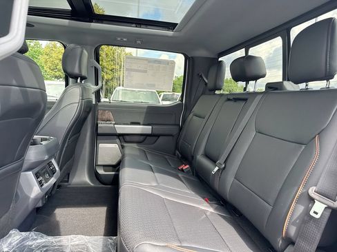 New 2026 Ford F350 Lariat w/ Black Appearance Package AWD/4WD image 24