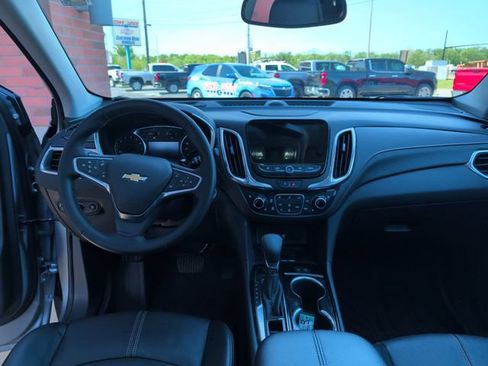 Used 2024 Chevrolet Equinox Premier AWD/4WD image 15