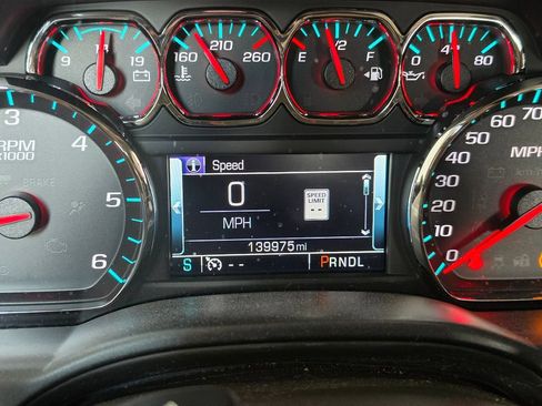 Used 2017 GMC Sierra 1500 SLT w/ SLT Premium Package AWD/4WD image 6