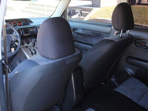Used 2012 Scion xB image 23