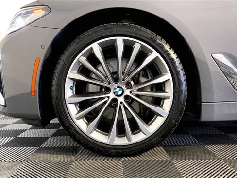 Used 2021 BMW 540i xDrive w/ Premium Package AWD/4WD image 11