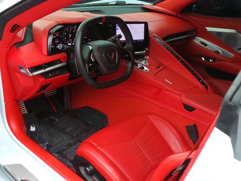 Used 2023 Chevrolet Corvette Stingray Premium Cpe w/ Z51 Performance Package RWD image 37