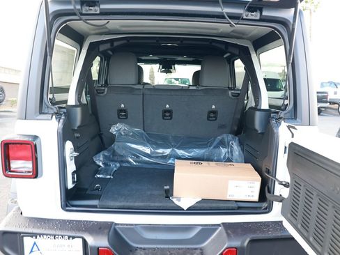 New 2026 Jeep Wrangler Unlimited Sport AWD/4WD image 32