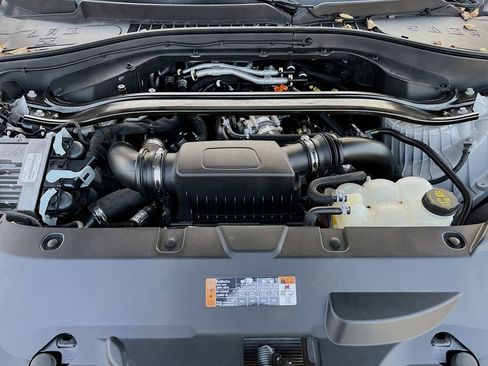 Used 2023 Lincoln Aviator Standard w/ Elements Package image 31