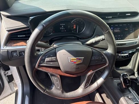 Certified 2023 Cadillac XT5 Premium Luxury AWD/4WD image 16