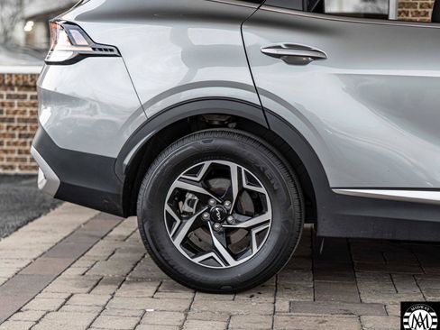 Used 2024 Kia Sportage LX FWD image 25