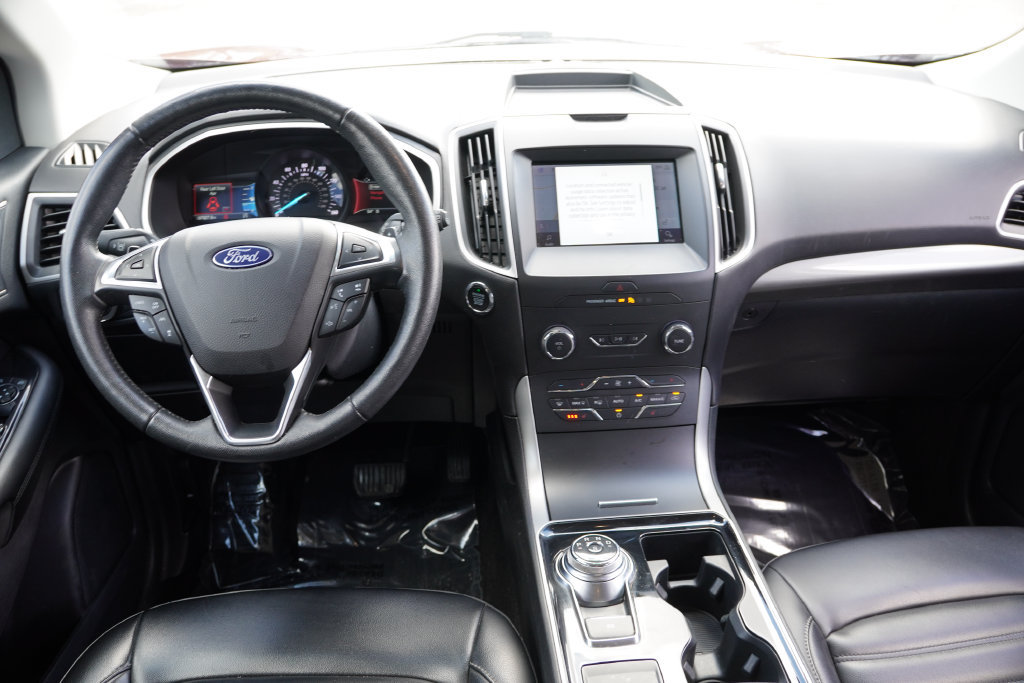 Certified 2020 Ford Edge SEL w/ Cold Weather Package AWD/4WD image 19