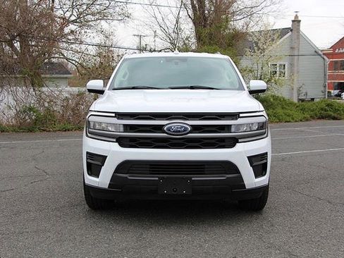 Certified 2024 Ford Expedition XLT AWD/4WD image 2