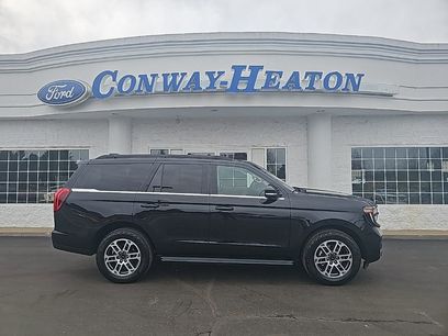 Used 2025 Ford Expedition Active