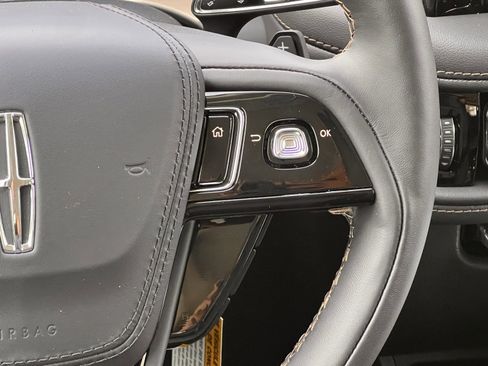 New 2026 Lincoln Aviator 2WD image 11