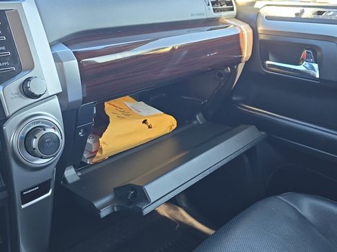 Used 2021 Toyota 4Runner Limited image 33