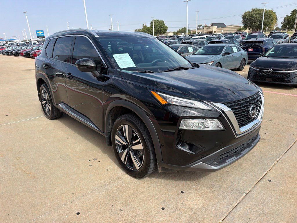 Used 2023 Nissan Rogue SL w/ SL Premium Package FWD image 7