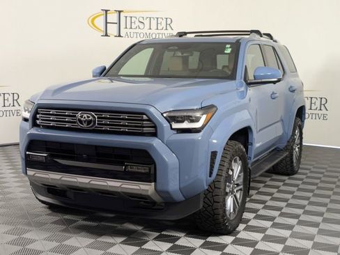 Used 2025 Toyota 4Runner Limited AWD/4WD image 5