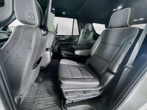Used 2023 GMC Yukon SLT w/ SLT Premium Package AWD/4WD image 24