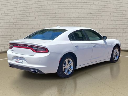 Used 2023 Dodge Charger SXT RWD image 5