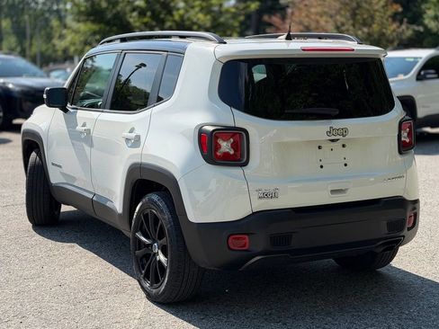 Used 2019 Jeep Renegade Limited AWD/4WD image 3