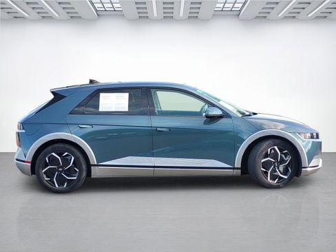 Certified 2024 Hyundai Ioniq 5 Limited RWD image 3