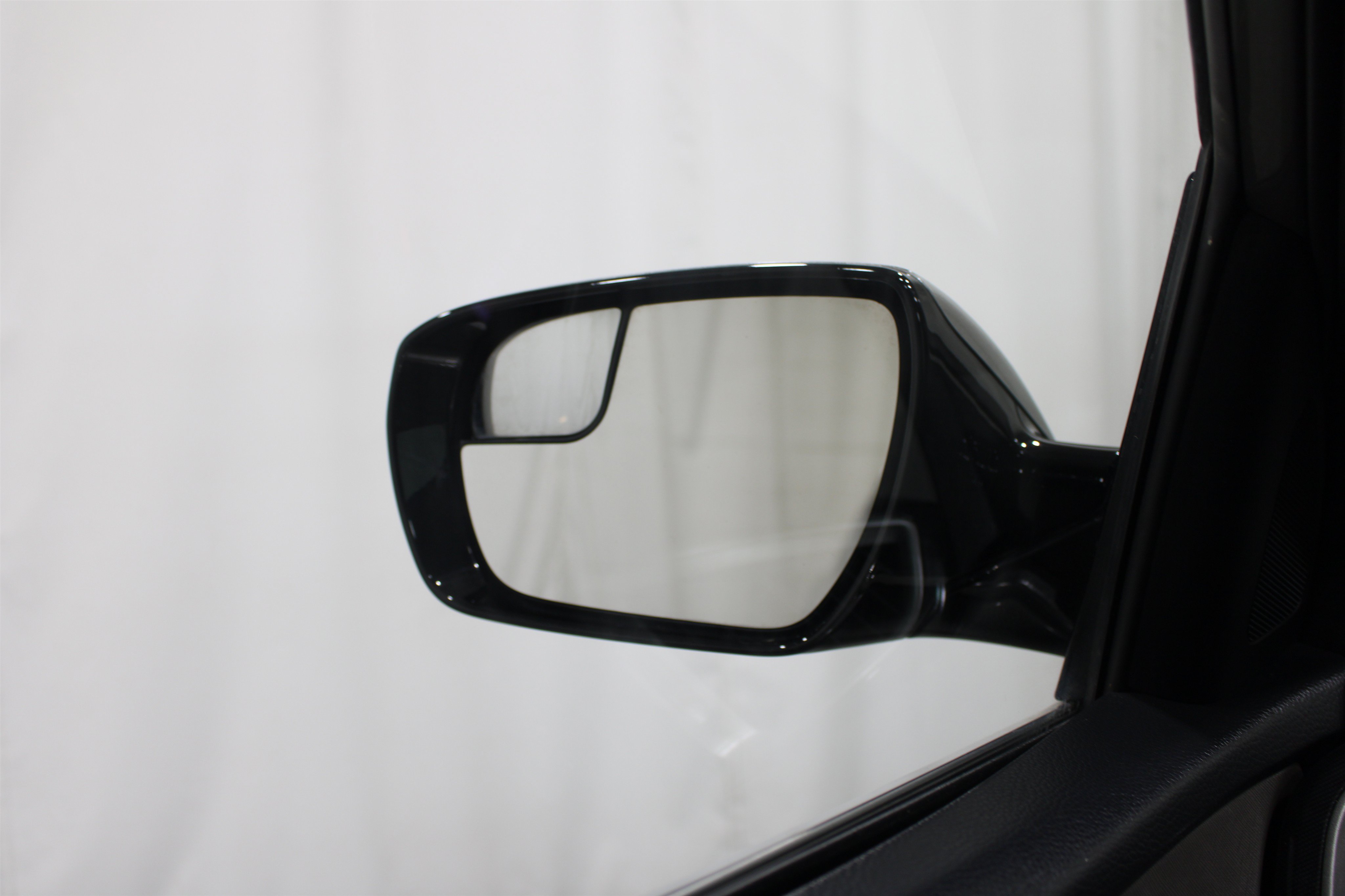Used 2016 Hyundai Santa Fe Sport w/ Option Group 02 FWD image 9