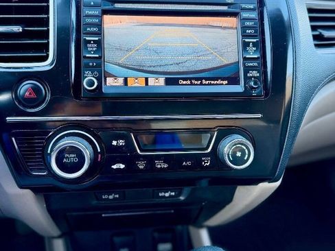 Used 2013 Honda Civic Hybrid Sedan image 20