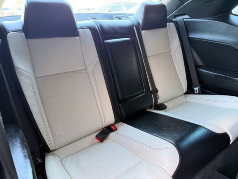 Used 2018 Dodge Challenger SXT Plus RWD image 19