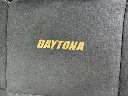 Used 2017 Dodge Charger R/T image 21