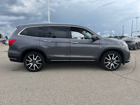 Used 2022 Honda Pilot Touring image 9