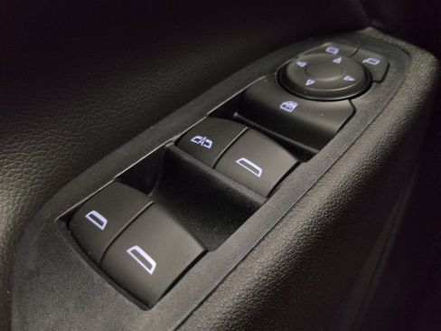 Used 2018 Chevrolet Equinox Premier AWD/4WD image 27
