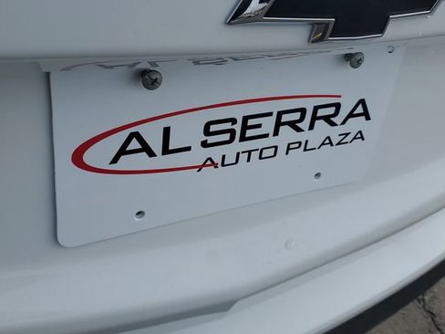 Used 2022 Chevrolet Equinox LT w/ LT True North Edition image 6