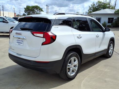 Certified 2024 GMC Terrain SLE w/ Driver Convenience Package image 30