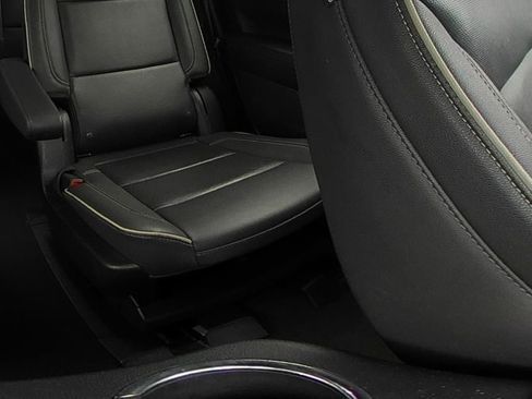 Used 2024 Chevrolet Tahoe Premier AWD/4WD image 14