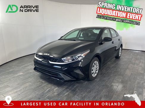 Used 2024 Kia Forte LXS image 1