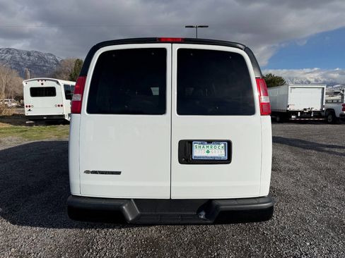 Used 2017 Chevrolet Express 2500 LS image 4