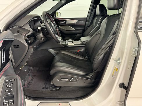 Used 2023 Acura MDX A-Spec image 12