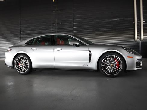 Certified 2023 Porsche Panamera GTS image 11