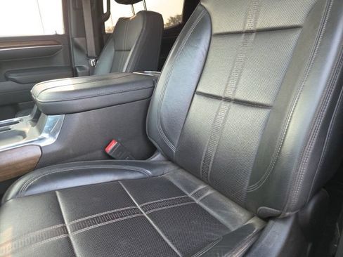 Used 2023 Chevrolet Silverado 1500 High Country w/ LPO, Dark Essentials Package AWD/4WD image 2