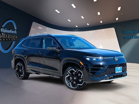 New 2026 Volkswagen Tiguan SEL R-Line image 2