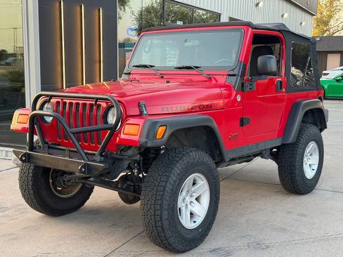Used 2005 Jeep Wrangler Rubicon AWD/4WD image 2