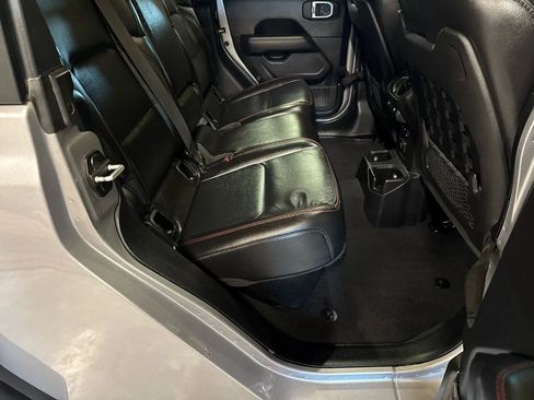 Used 2020 Jeep Gladiator Rubicon image 18