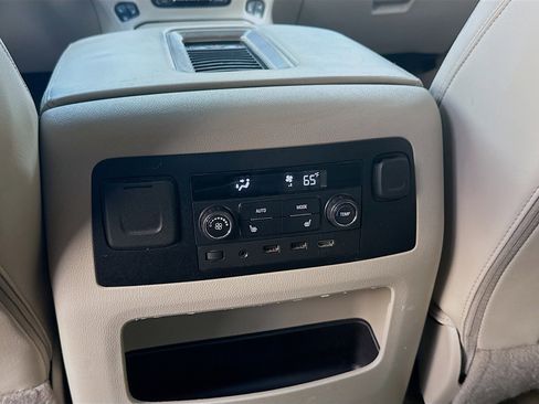 Used 2019 GMC Yukon Denali w/ Denali Ultimate Package image 21