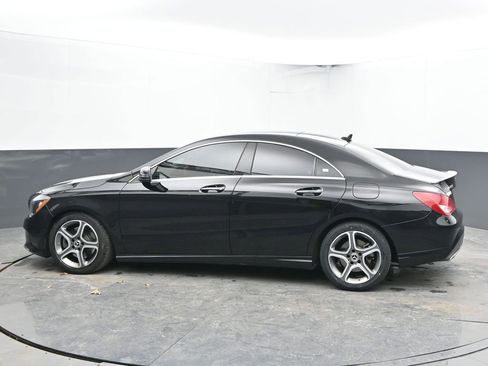 Used 2018 Mercedes-Benz CLA 250 4MATIC image 8