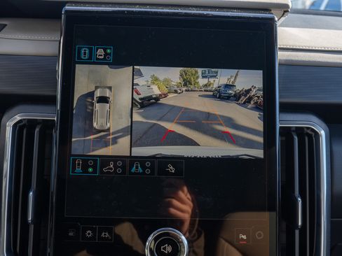 New 2026 GMC Acadia Elevation w/ Elevation Premium Package image 17