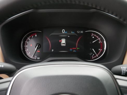 Certified 2025 Toyota RAV4 XLE Premium image 21