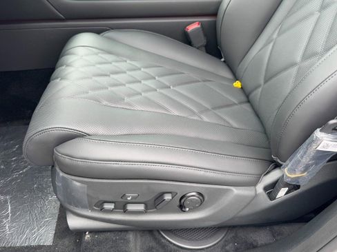 New 2026 Genesis GV80 3.5T e-SC image 10