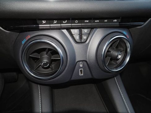 Certified 2023 Chevrolet Blazer LT w/ LPO, Floor Liner Package FWD image 13