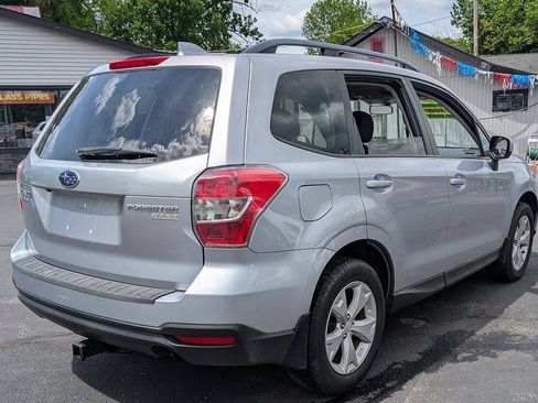 Used 2016 Subaru Forester 2.5i Premium w/ All-Weather Package AWD/4WD image 5