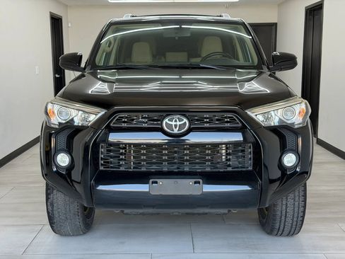 Used 2016 Toyota 4Runner SR5 AWD/4WD image 18