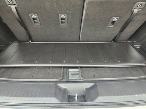 Used 2025 Honda Pilot TrailSport image 32