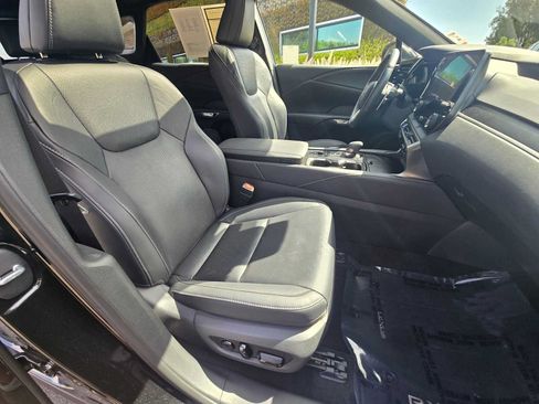 Used 2024 Lexus RX 350 w/ Convenience Package AWD/4WD image 10